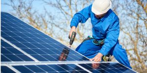 Installation Maintenance Panneaux Solaires Photovoltaïques à Chambezon